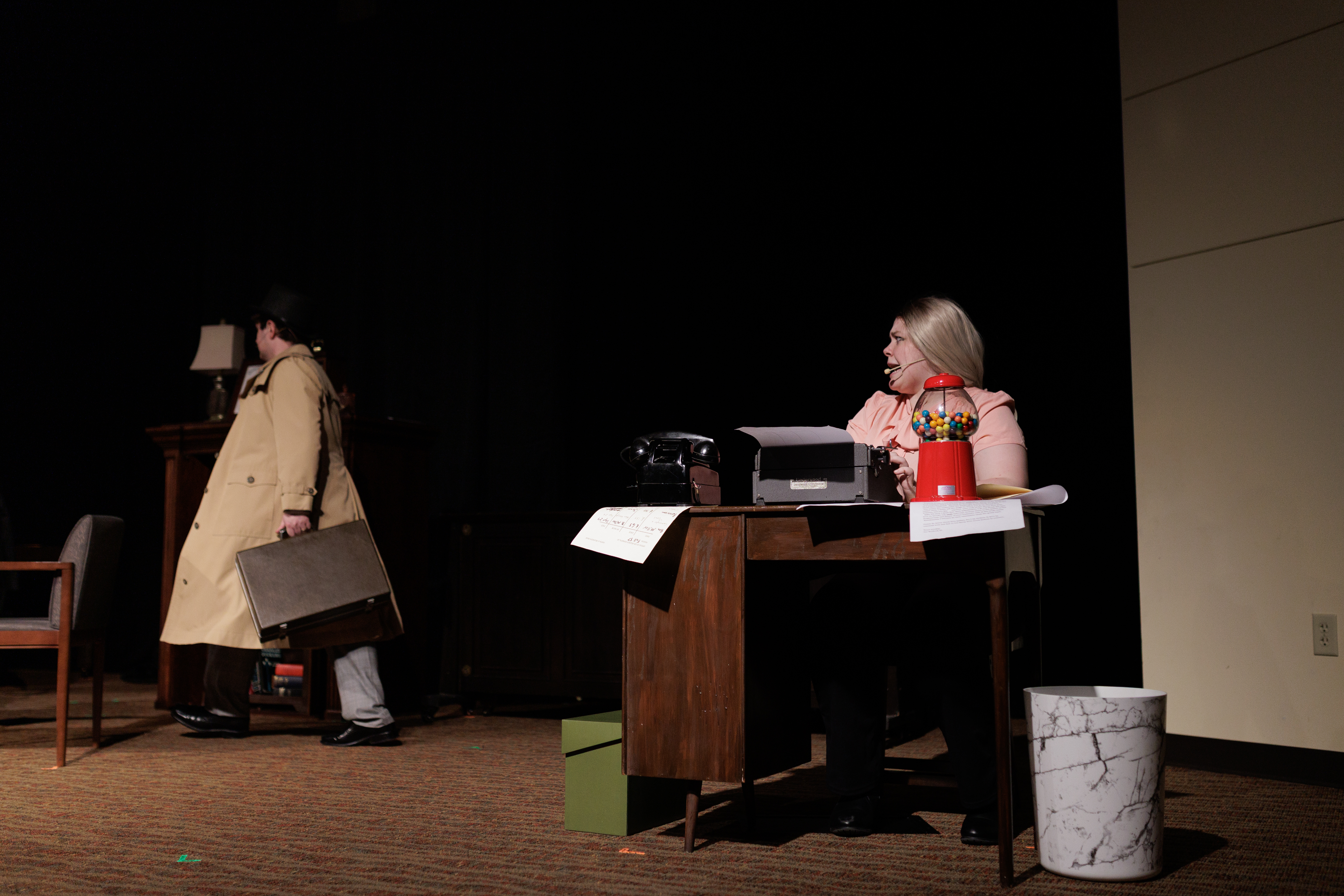 Witness for the Prosecution production photograph 9